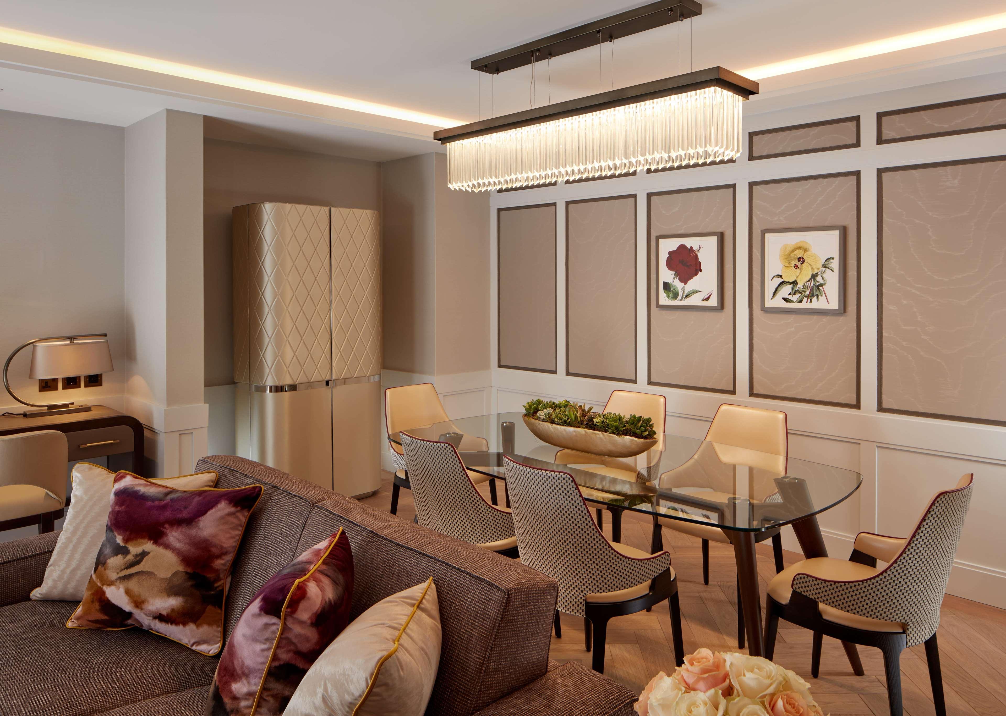 The Biltmore Mayfair London Eksteriør bilde A 3D rendering of a dining room